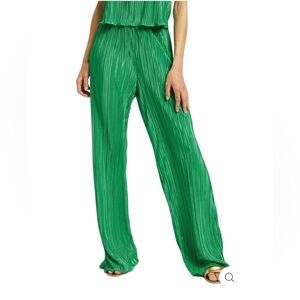 Good American Wide Leg Green Pants Size 3/4